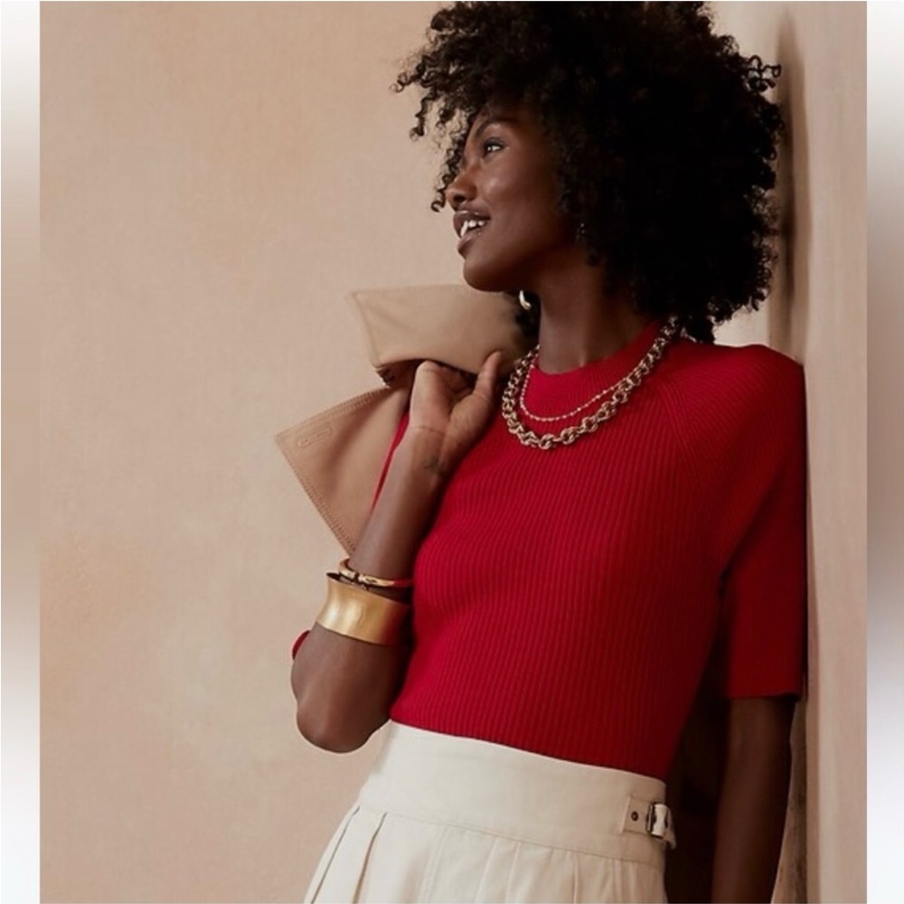 Banana Republic Vibrant Red Ribbed Large Top